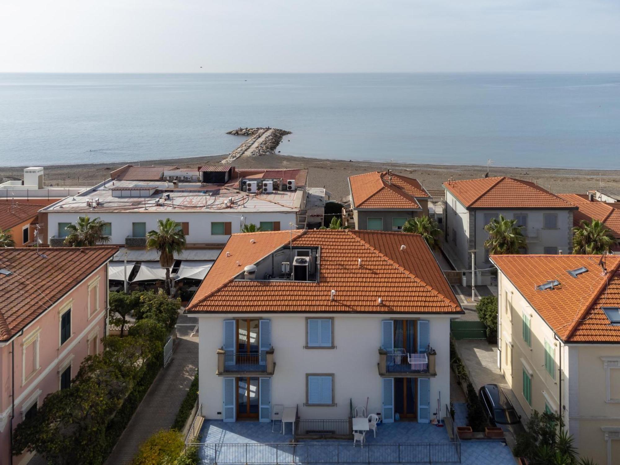 Zi Maria Hotel Marina di Cecina Exterior foto